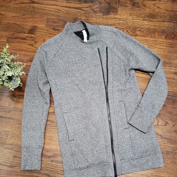 Lululemon Back To It Wrap
Sweater Jacket - Picture 3 of 8